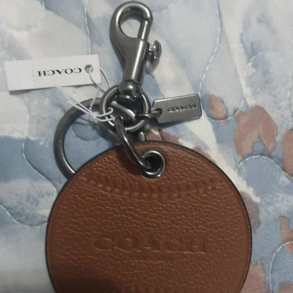 NWT Coach Leather Baseball Key Holder /Charm - Picture 4 of 8